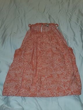 LOFT Coral and White Floral Sleeveless Top Womens Size M